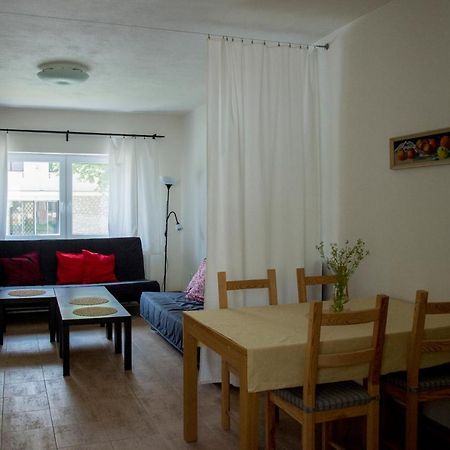 Ubytovani Domecek V Mikulove Lägenhet Exteriör bild
